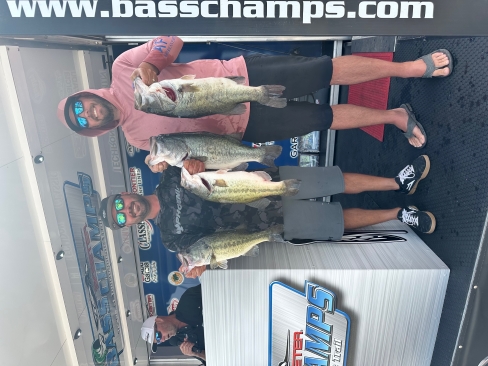 Justin Keithley & Daniel Herring top 226 Teams to win over $25,000 with 26.98 lbs.  Blassingame & Burdine win AOY title.