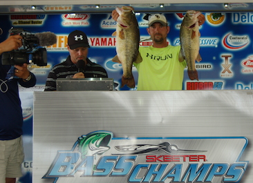 Jeff Rice goes solo to take home over $20,000 on Toledo Bend with 25.57 lbs.  Jason Bonds and James Mitchell win AOY title.