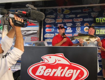 Robert Laird Sr. tops a record 791 anglers at the 7th annual Berkley Big Bass on Fork with a 10.24 and takes home a new Skeeter ZX 200 - Yamaha 200 SHO - Minn Kota - Humminbird. 