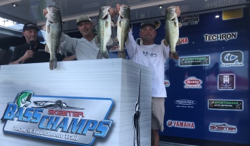 Rick Scheen & Mike Harman win over $20,000 on Amistad with 17.87 lbs. Leonard & Bronder win AOY again.