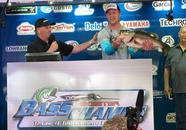 John Newkirk Wins a record setting day topping over 1800 anglers on Fork with a 12.35. Wins a Skeeter ZX 200-Yamaha 200 SHO- Lowrance - Power Pole Rig Plus $15,000.