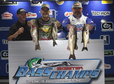 Byerly & Hadley top 318 teams to win over $20,000 on a tough Sam Rayburn after 4 hour fog delay with 21.77 lbs 