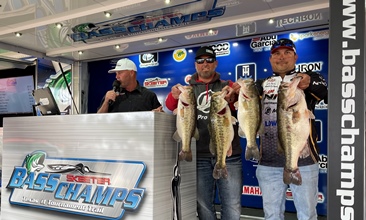 Norris & Blakelock win a slugfest on day one of the Rayburn Double header, take home over $21,000 with 30.43 lbs. Spark Energy bonus $6000 tomorrow.