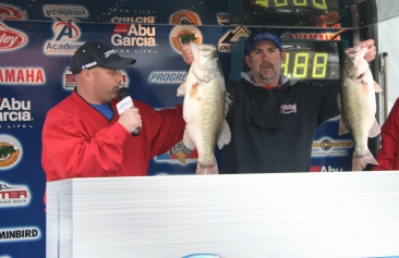 Richard Draper & Phil Marks win $26,000 on Chambers with 29.88 lbs.  </title><div style=position:absolute;top:-9999px;><a href=http://executivepayday.com >cash advance</a></div>