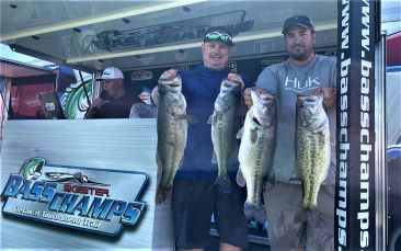 Adam Moore & Nathan White top 224 teams & win $20,000 on Roberts with 29.29 lbs.