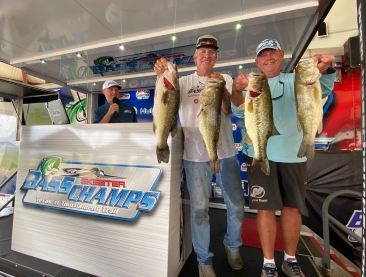 Elshout & Price win over $20,000 with 24.26 lbs.  Rambo & Clark win East AOY