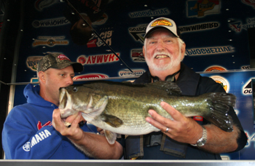 Bob Roberts of Longview Wins 4th Annual Berkley Big Bass with an 8.96 (1.66 tie breaker) and takes home new Skeeter Boat!  </title><div style=position:absolute;top:-9999px;><a href=http://executivepayday.com >cash advance</a></div>